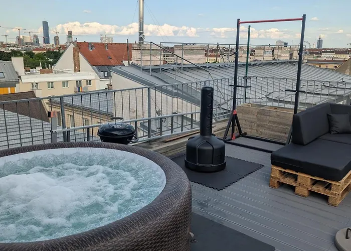 Διαμέρισμα Citypenthousestay With Terrace And Whirlpool Near Center